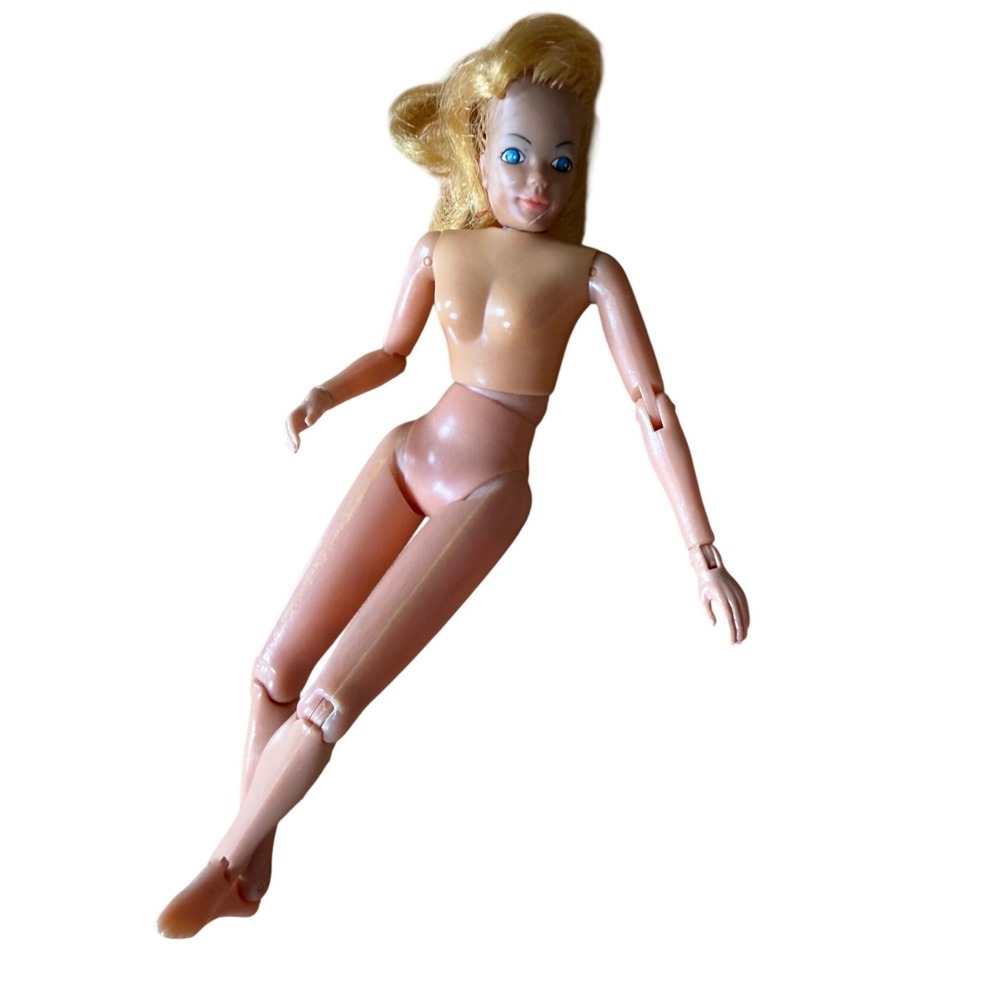 Vintage 1973 Mego Female Doll Body Blonde 8"‎ DC Super Heroes Parts Repair